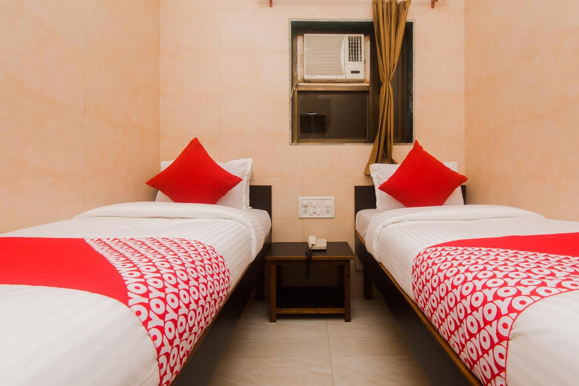 Hotel O Kamal Bombay Esterno foto